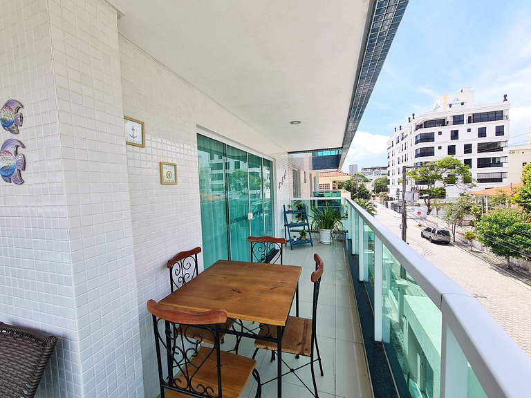 Fino apto para 08 pessoas na Praia de Bombas