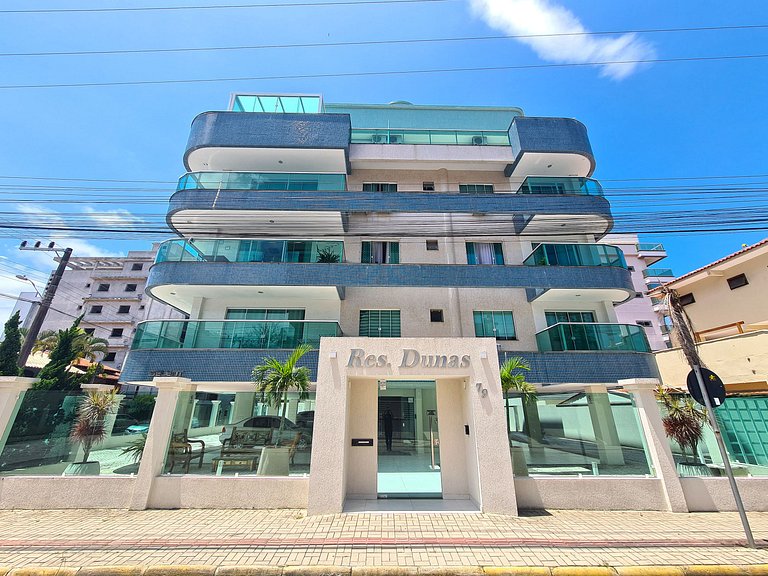 Fino apto para 08 pessoas na Praia de Bombas