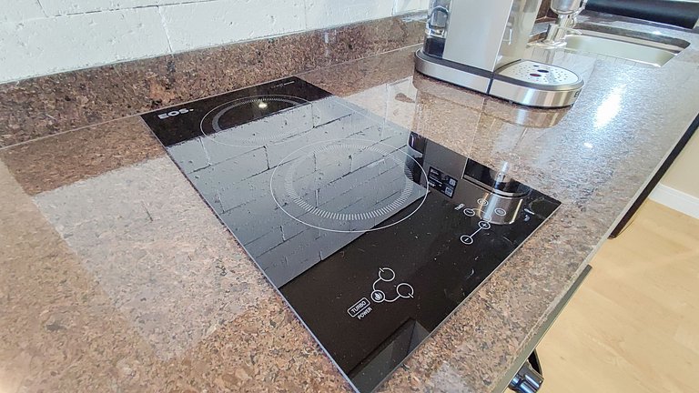 Urban Beach Mont Serrat