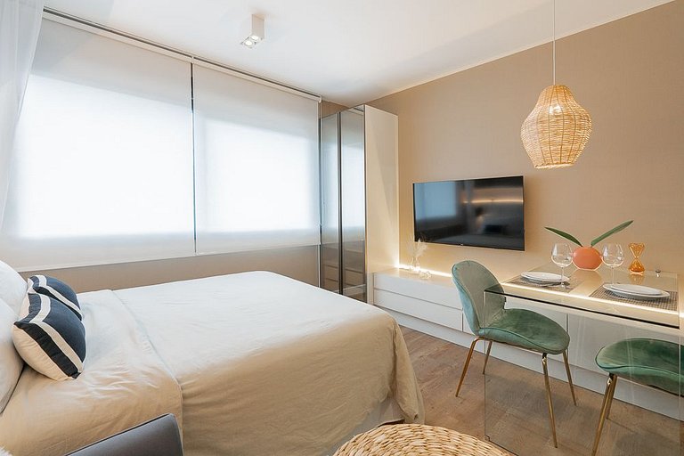 Urban Beach Mont Serrat - By LikeHome