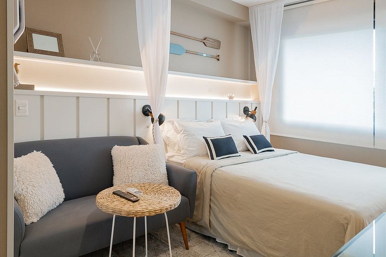 Urban Beach Mont Serrat