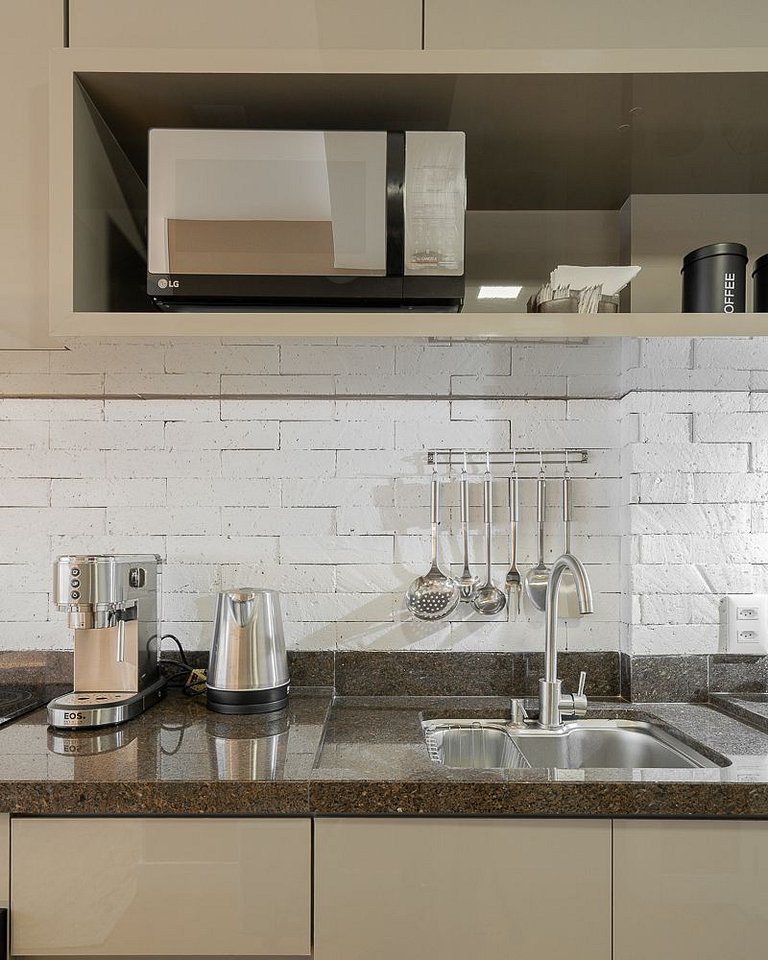 Urban Beach Mont Serrat