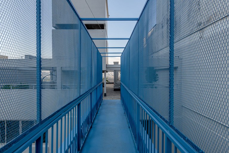 GrayBox com garagem no Centro Histórico