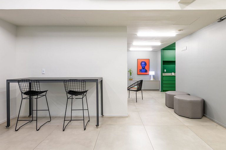 GrayBox com garagem no Centro Histórico