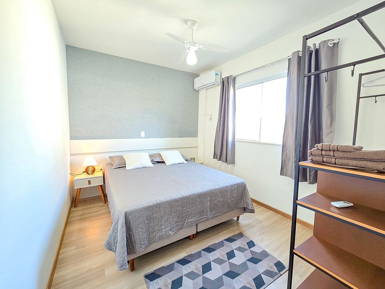 Aconchegante apartamento para 5 pessoas em Bombas