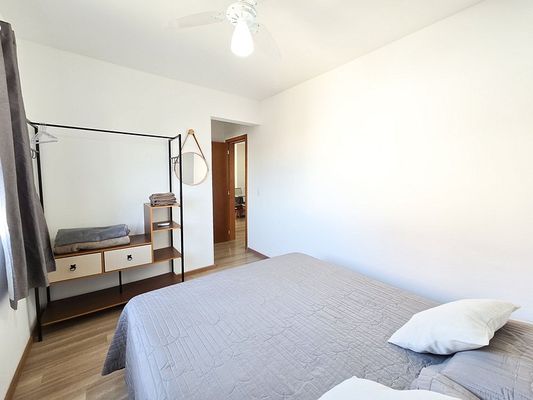 Aconchegante apartamento para 5 pessoas em Bombas