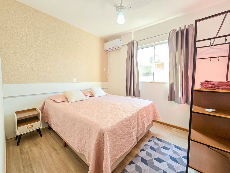 Aconchegante apartamento para 5 pessoas em Bombas