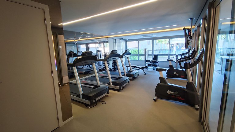 Aviator suite at Montserrat, near the main park