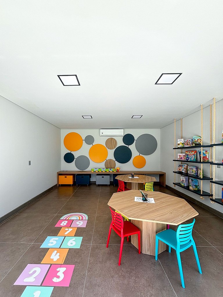 Studio Miami c/ garagem ao lado Planeta Atlântida