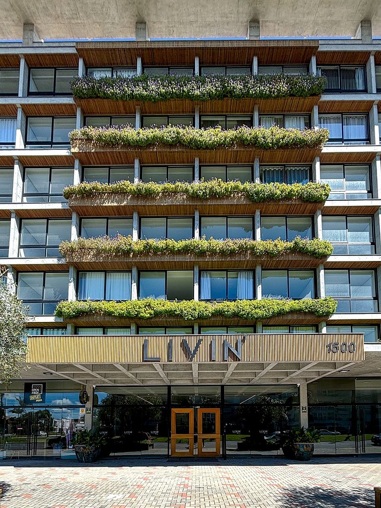 Studio Miami c/ garagem ao lado Planeta Atlântida