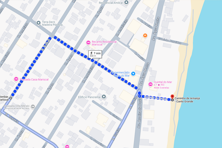 Sobrado Praia do Mariscal com 3 dormitórios