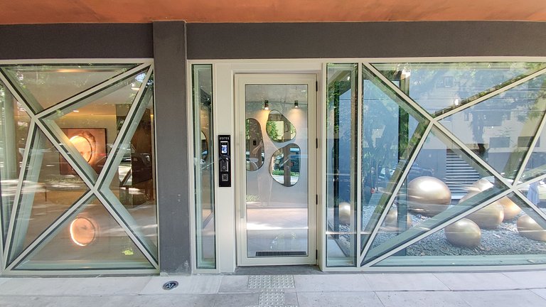 Charm no bairro Montserrat, prox. parcão