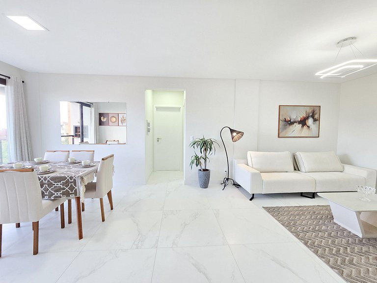 Apartamento com 2 suítes para 06 pessoas