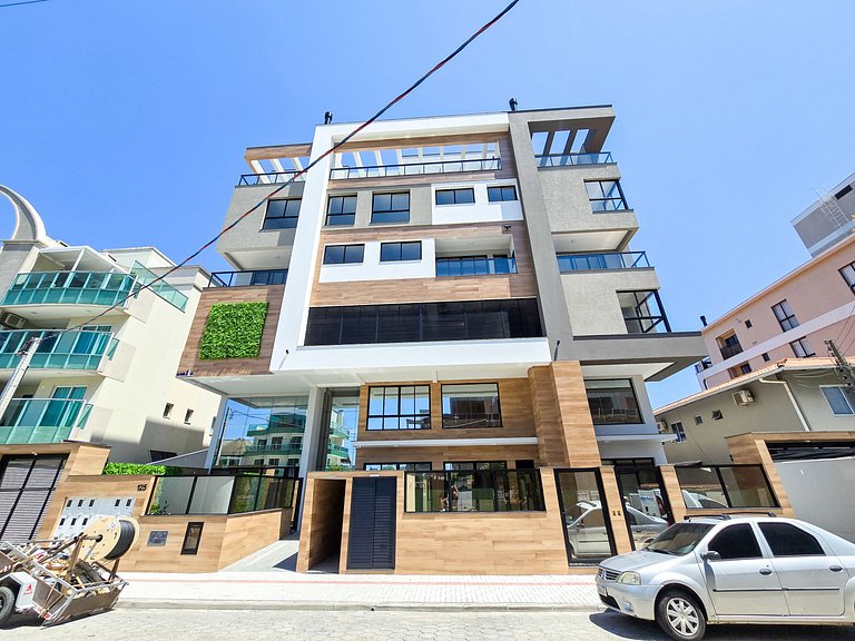 Apartamento com 2 suítes para 06 pessoas