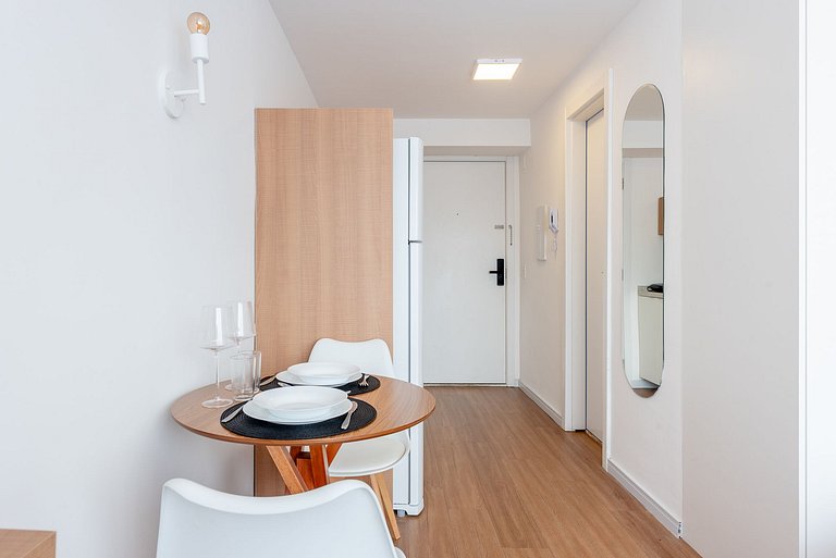 Studio Aurum com vaga próximo à PUC - By LikeHome