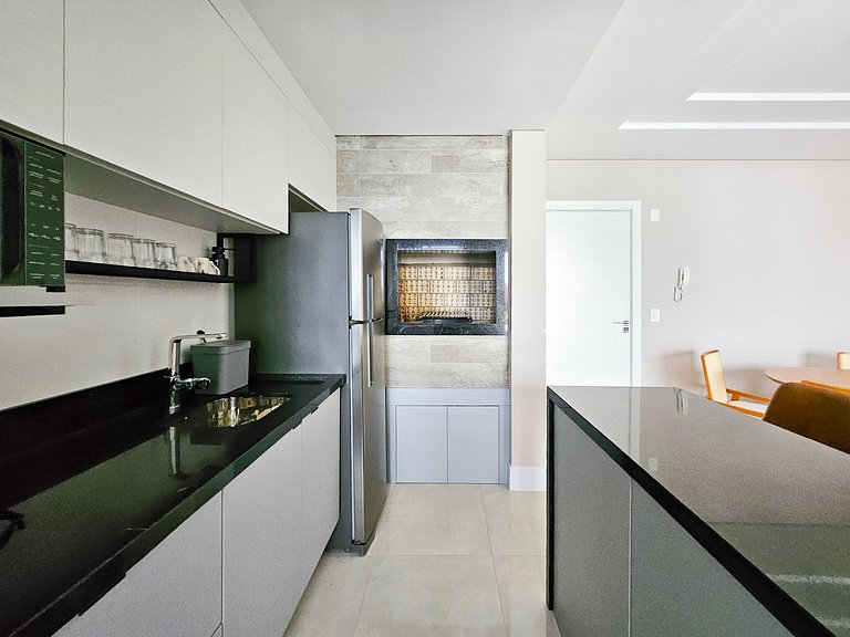 Costamar apartment in the center with garage