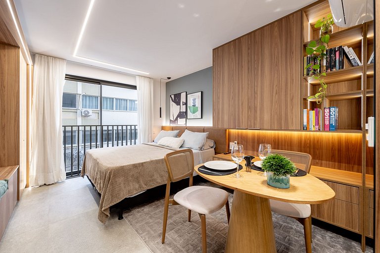 Studio Stone no GO24