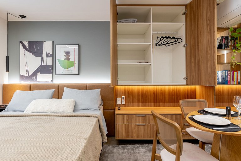 Studio Stone no GO24