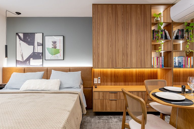 Studio Stone no GO24