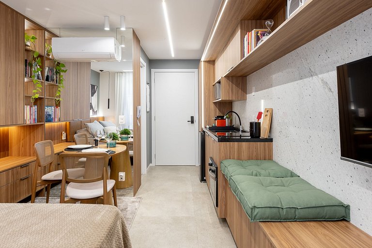 Studio Stone no GO24