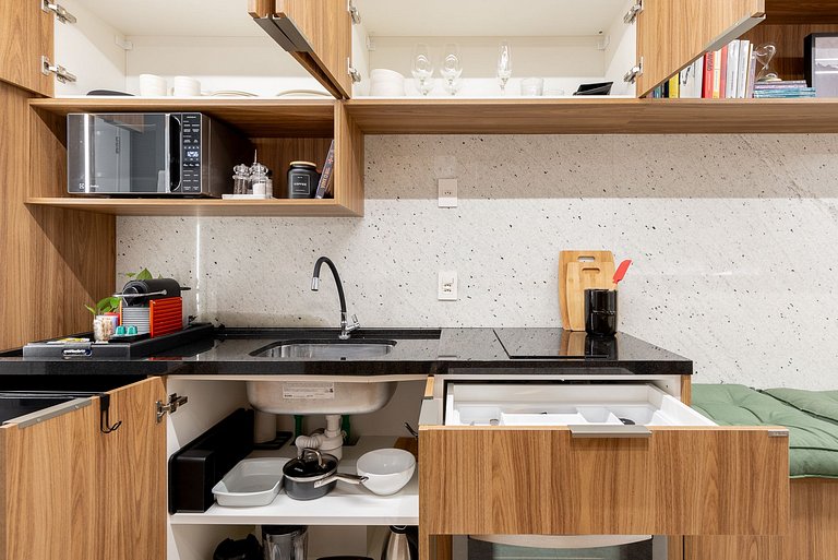 Studio Stone no GO24