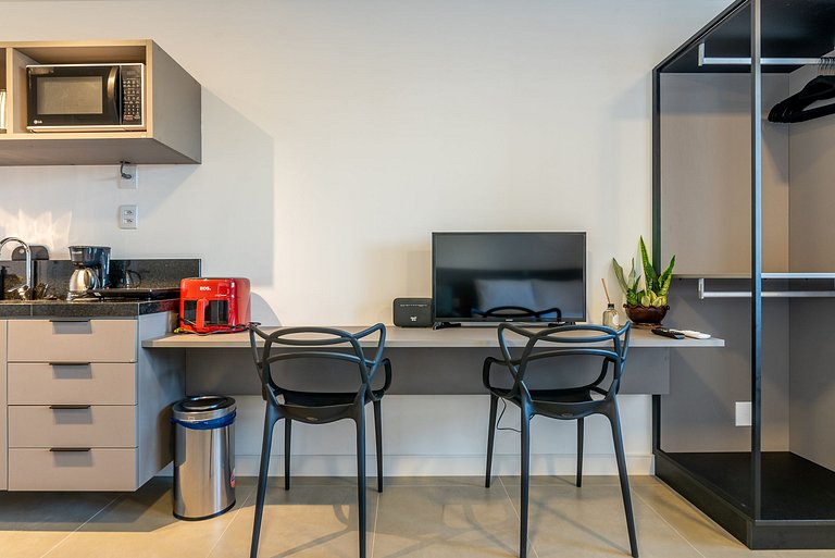 Studio LUMINA prox. Clínicas e a Redenção