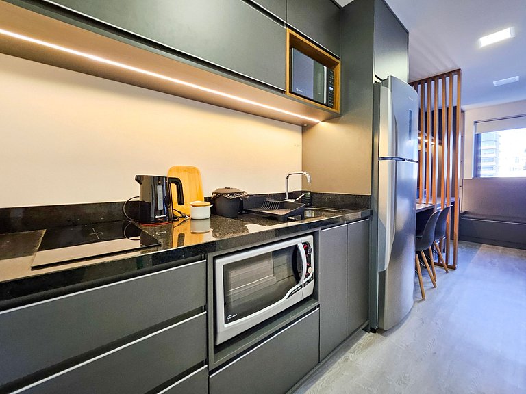 Studio Black & Wood no GO24