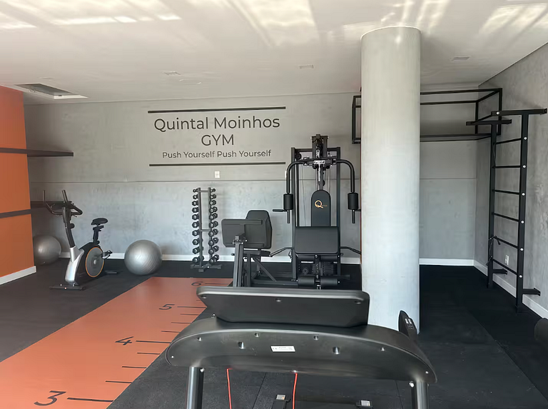 Studio C804 prox do Hosp e Shop. Moinhos de Vento