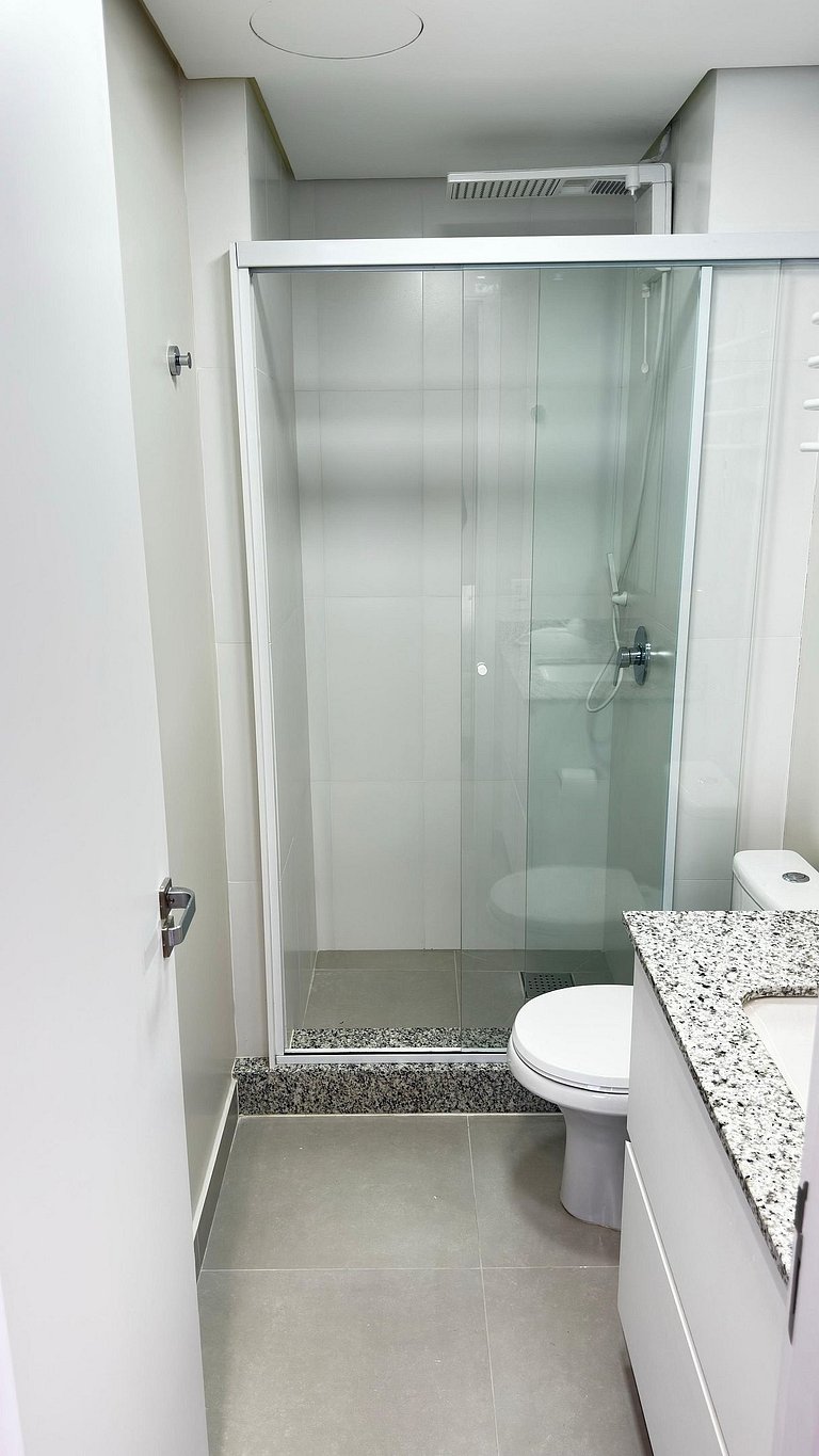studio: churrasq privativa+ar+piscina - Q. Moinhos