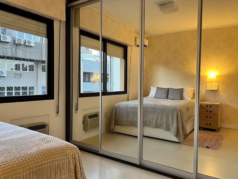 Apto c/2 camas queen+estac+piscina - Auxiliadora