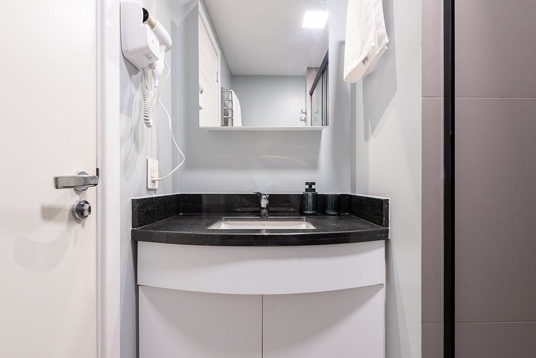 Loft do Viajante com vaga e prox. ao Iguatemi