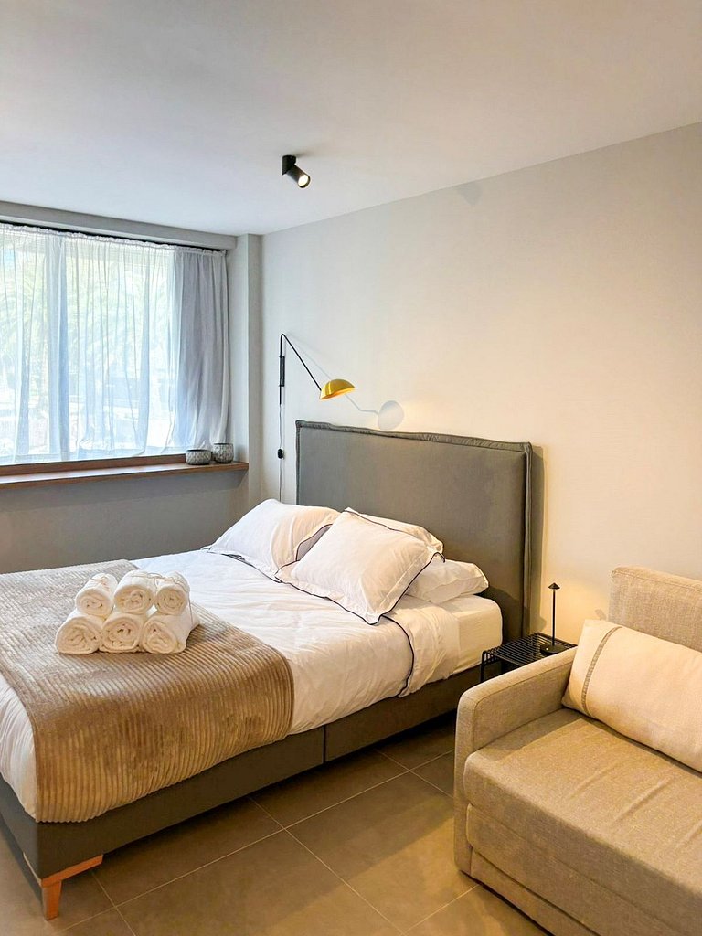Studio with rooftop and pool on Av. Carlos Gomes