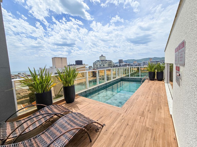 Piscina com Vista, Praia Pertinho e Muito Conforto