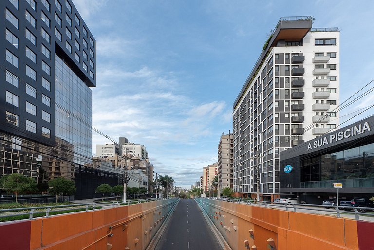 Apto with 24h gym and coliving - Av. Carlos Gomes