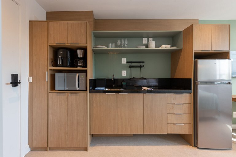 Studio Oliva na Carlos Gomes com infra