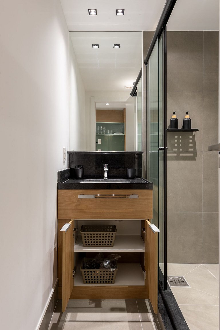 Studio Oliva na Carlos Gomes com infra