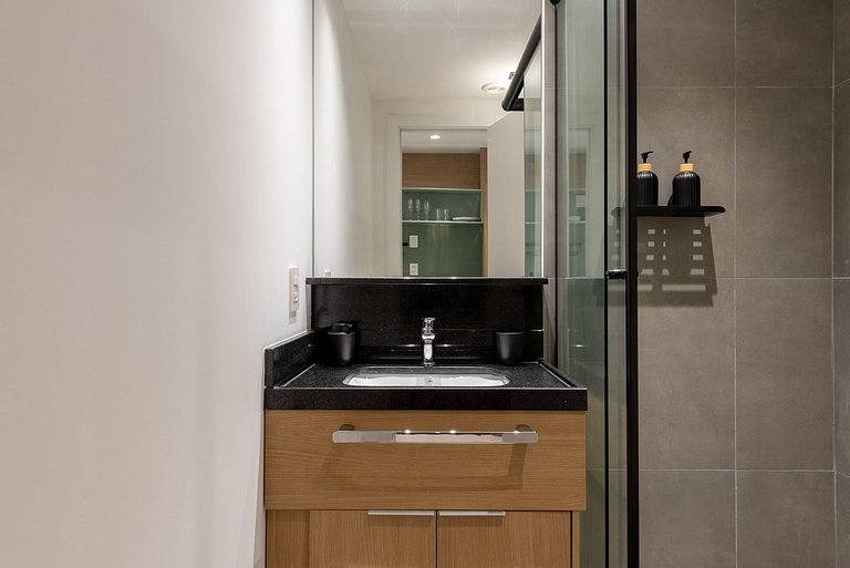 Studio Oliva na Carlos Gomes com infra