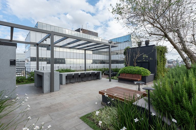 Studio Pecan na Carlos Gomes com infra