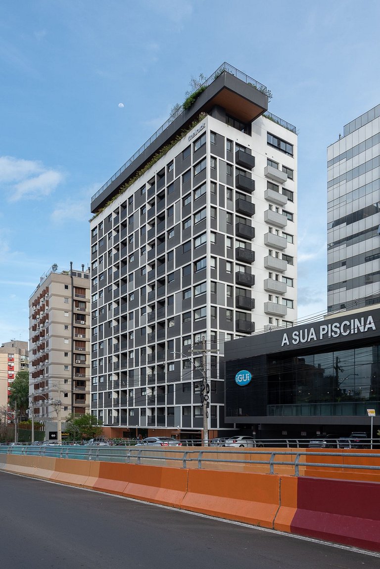 Apto with 24h gym and coliving - Av. Carlos Gomes