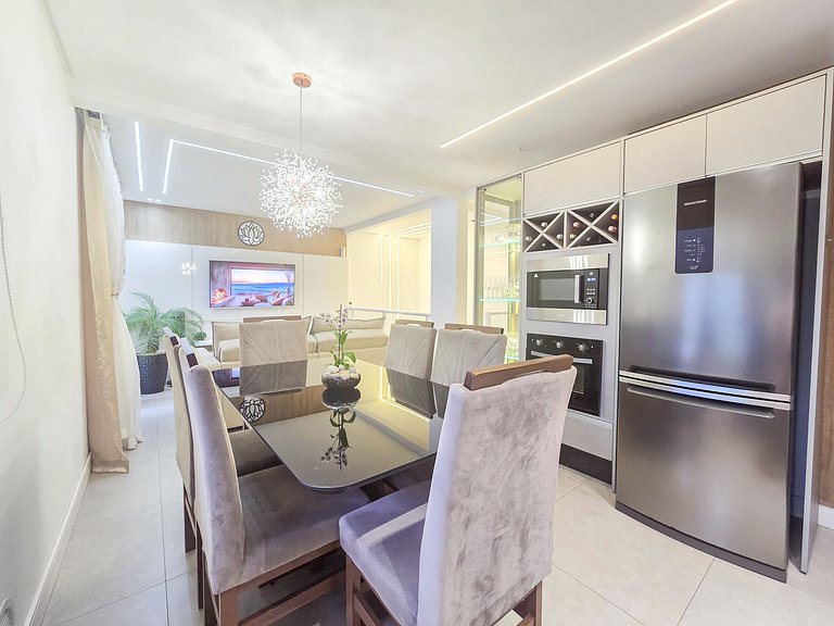 Your Private Paradise — Elegance, Comfort & Sea