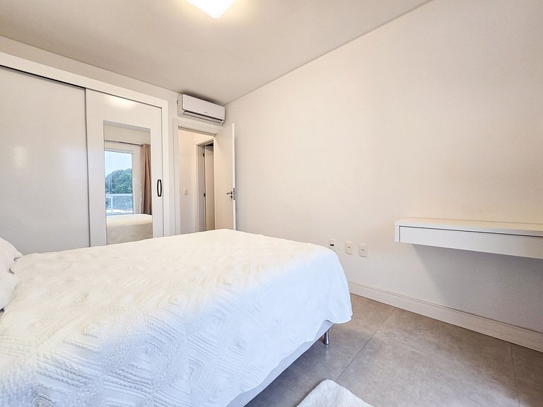 Your Private Paradise — Elegance, Comfort & Sea