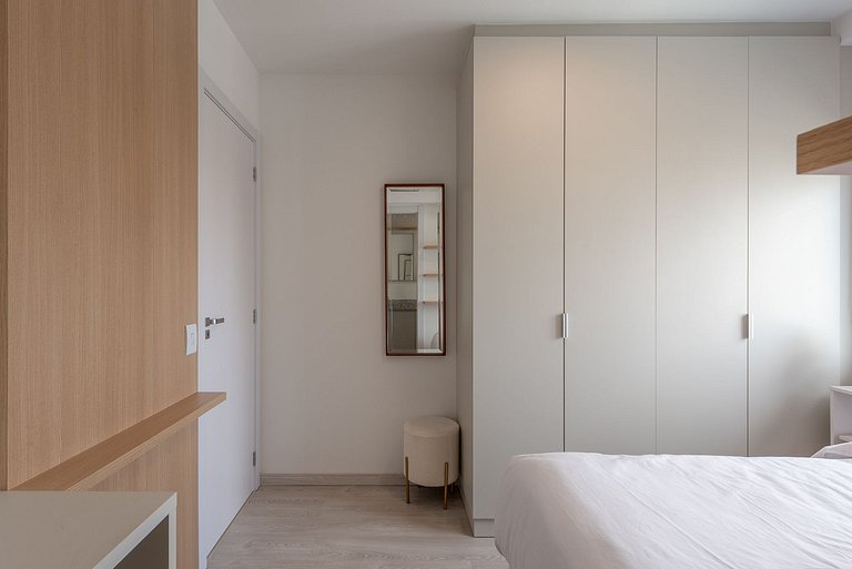 Apto Blank prox do Hosp e Shop Moinhos de Vento