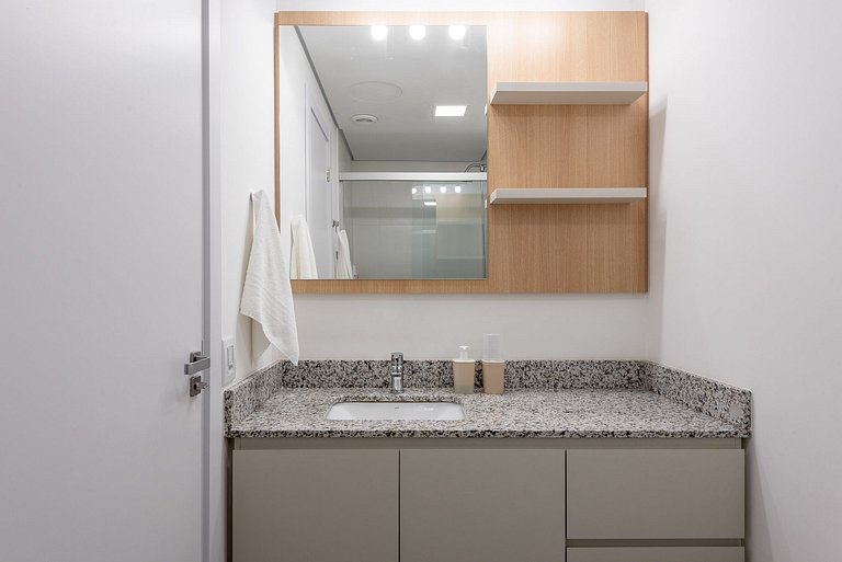 Apto Blank prox do Hosp e Shop Moinhos de Vento