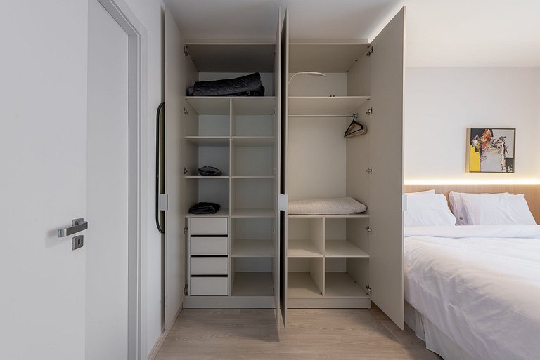 Apto Blank prox do Hosp e Shop Moinhos de Vento