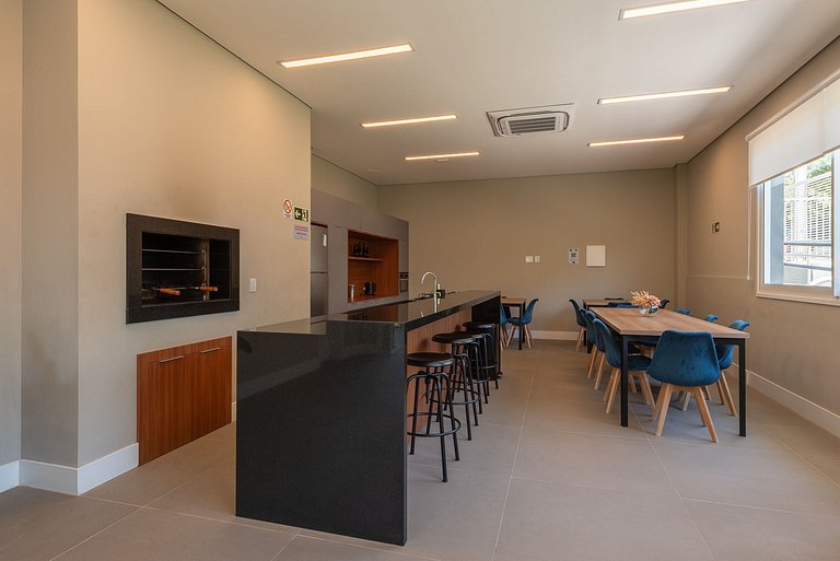 Studio RJ prox do Hosp e Shop. Moinhos de Vento