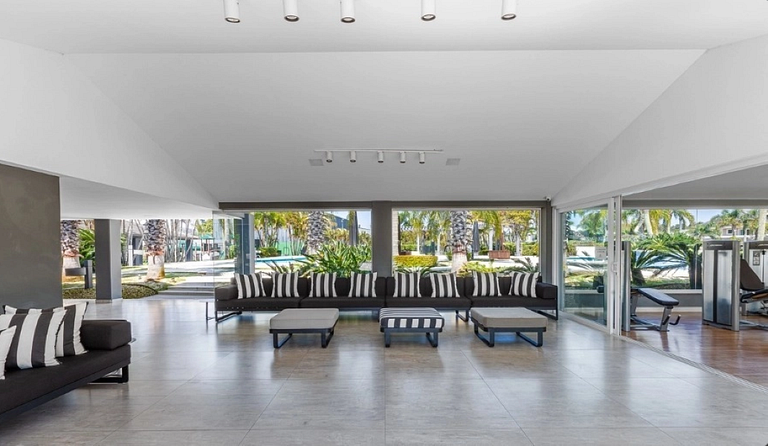 Casa Blue em Condomínio de Luxo