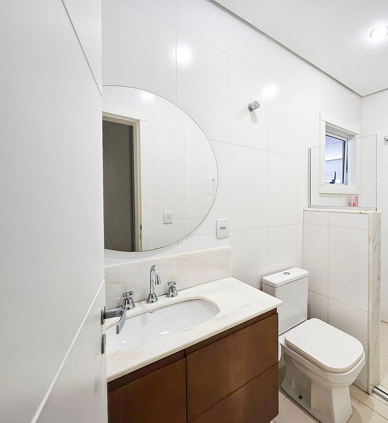 Casa Blue em Condomínio de Luxo