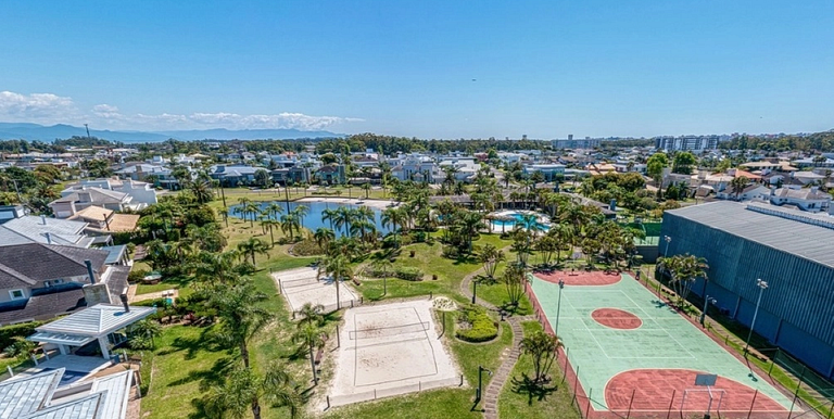 Casa Blue in a Luxury Condominium