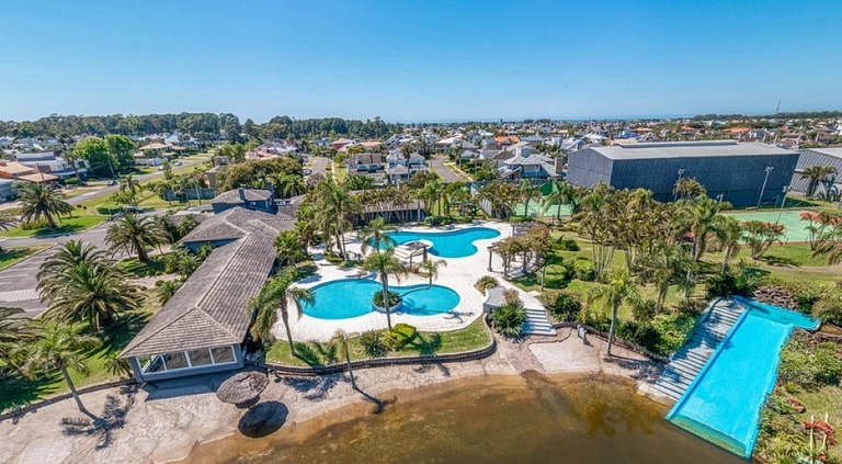 Casa Blue in a Luxury Condominium