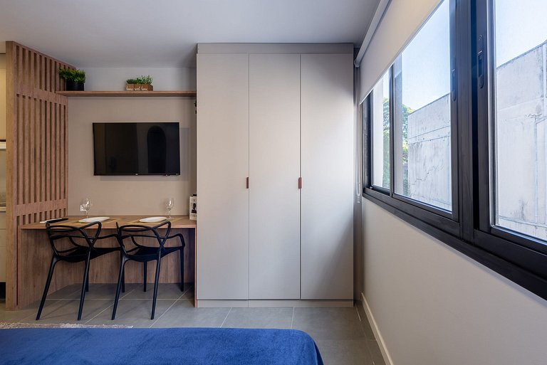 Studio Pecan na Carlos Gomes com infra